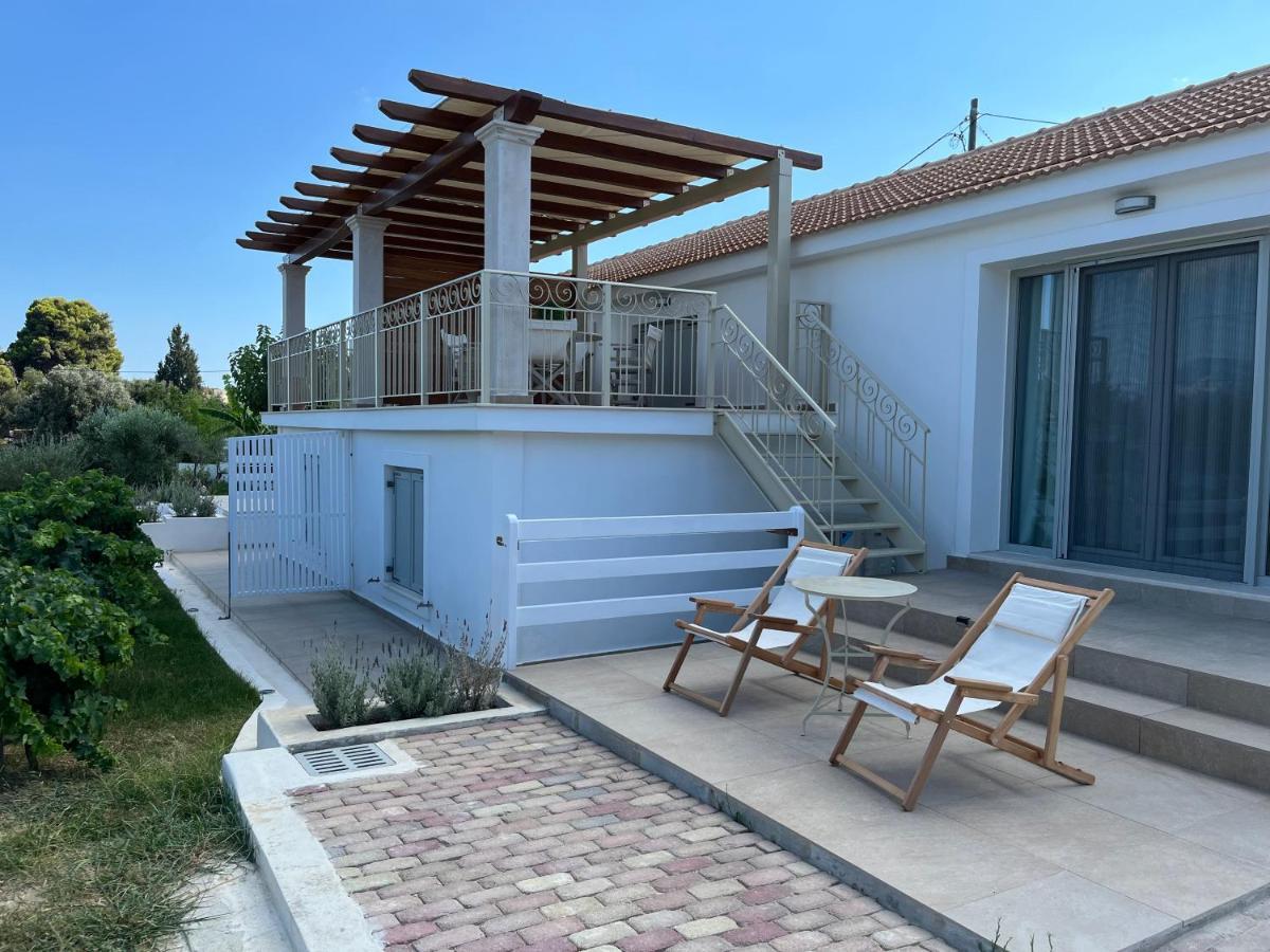 Apollonides Seafront Villa1 Aoede Lixouri Exterior photo